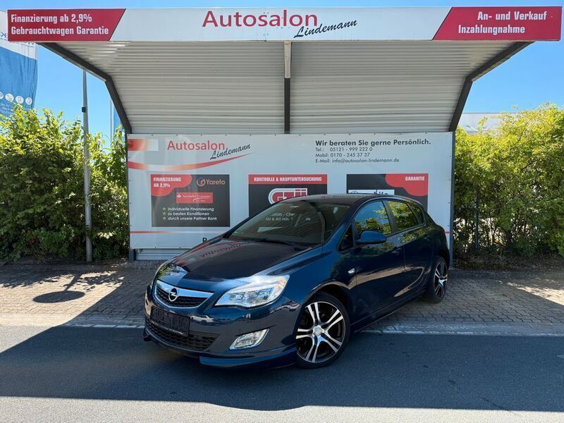 Blau Gebraucht 2010 Opel Astra Edition Limousine | 4.999 € (Fairer Preis) - Bild 1/4