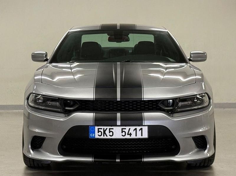 Silber Gebraucht 2015 Dodge Charger Limousine | 17.900 € (Teuer) - Bild 1/4