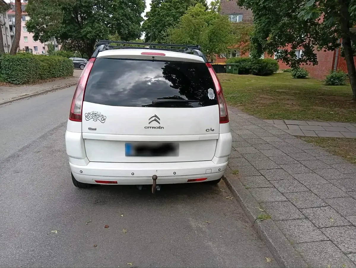 Gebraucht Citroën C4 112 PS (82 kW) 2012 Weiß Van / Kleinbus