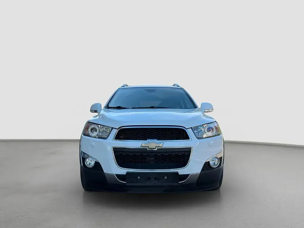 Gebraucht Chevrolet Captiva 184 PS (135 kW) 2011 Weiß SUV