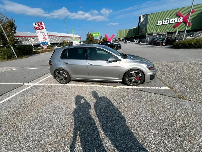 Grau Gebraucht 2016 VW Golf VII GTI Kleinwagen | 15.500 € (Superpreis) - Bild 1/4