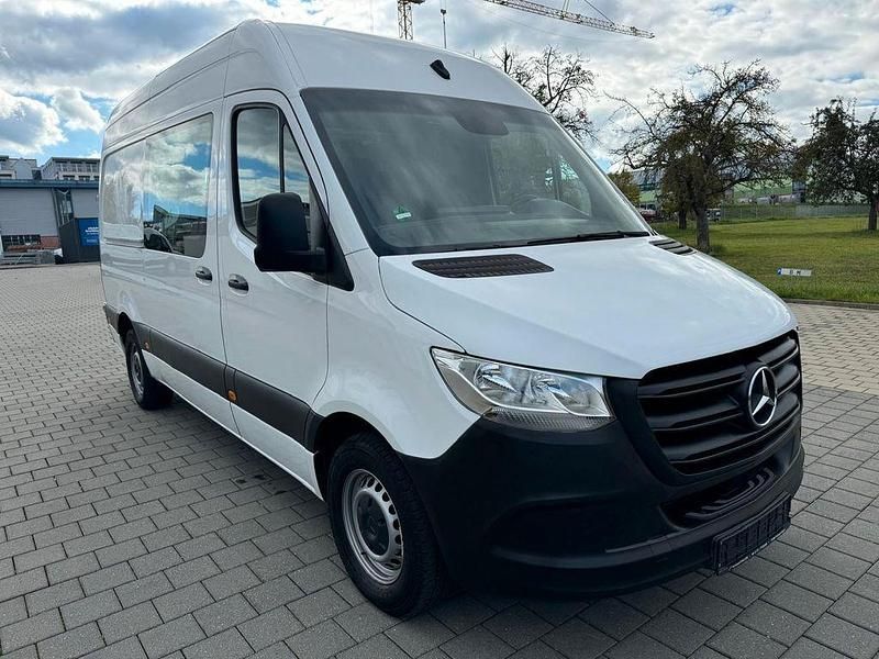 Gebraucht Mercedes Sprinter 143 PS (105 kW) 2020 Weiß Van