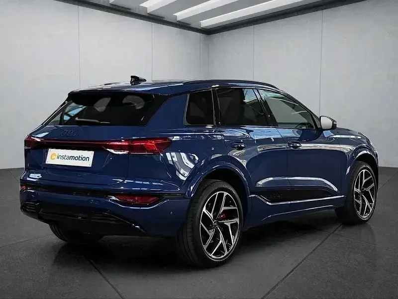 Gebraucht Audi SQ6 e-tron 359 kW (489 PS) 2024 Blau SUV