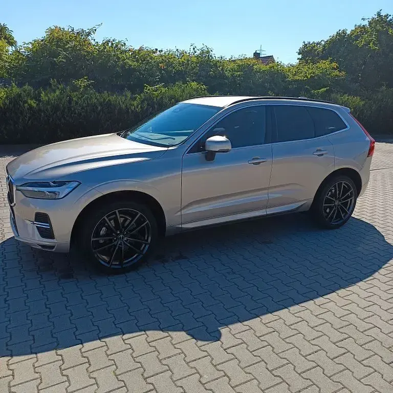 Gebraucht Volvo XC60 197 PS (144 kW) 2023 Grau SUV