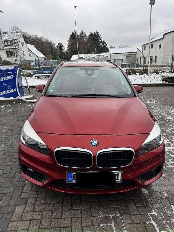 Gebraucht BMW 218 Advantage 136 PS (100 kW) 2015 Kombi