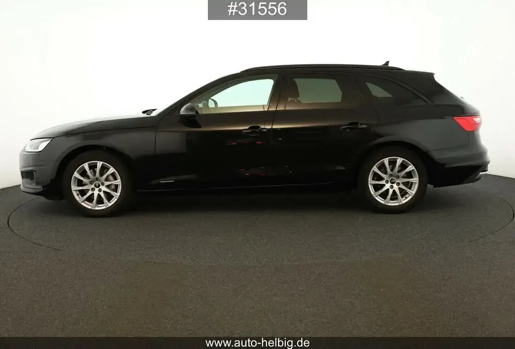 Gebraucht Audi A4 Basis 204 PS (150 kW) 2023 Schwarz Kombi
