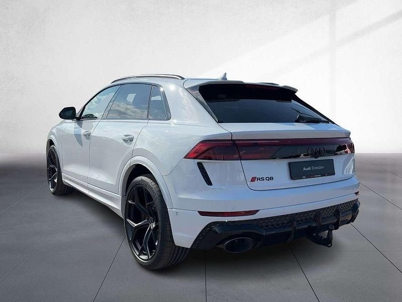 Neu Audi RS Q8 Performance 640 PS (470 kW) 2026 Gletscherweiß metallic SUV