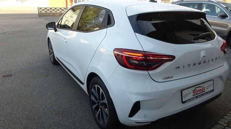 Gebraucht Mitsubishi Colt Plus 91 PS (66 kW) 2024 Antarktisweiß Kleinwagen