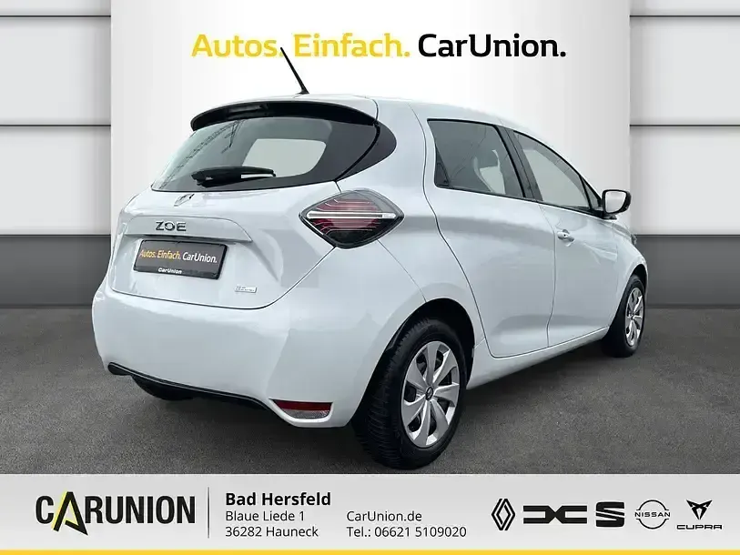 Gebraucht Renault Zoe Life 80 kW (110 PS) 2020 Arktis weiß Kleinwagen