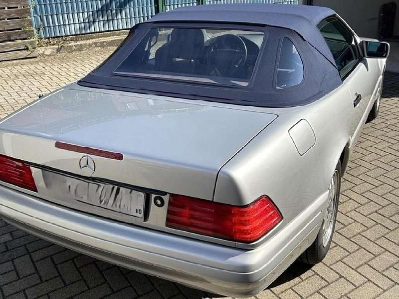 Gebraucht Mercedes SL280 193 PS (141 kW) 1997 Silber Cabrio