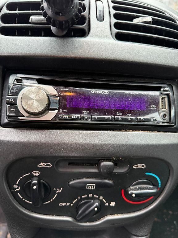 Gebraucht Peugeot 206 CC Filou 109 PS (80 kW) 2005 Grau Cabrio