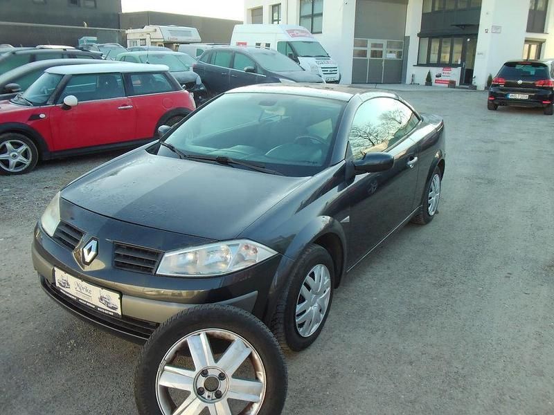 Gebraucht Renault Mégane Cabriolet Dynamique 113 PS (83 kW) 2005 Schwarz Cabrio