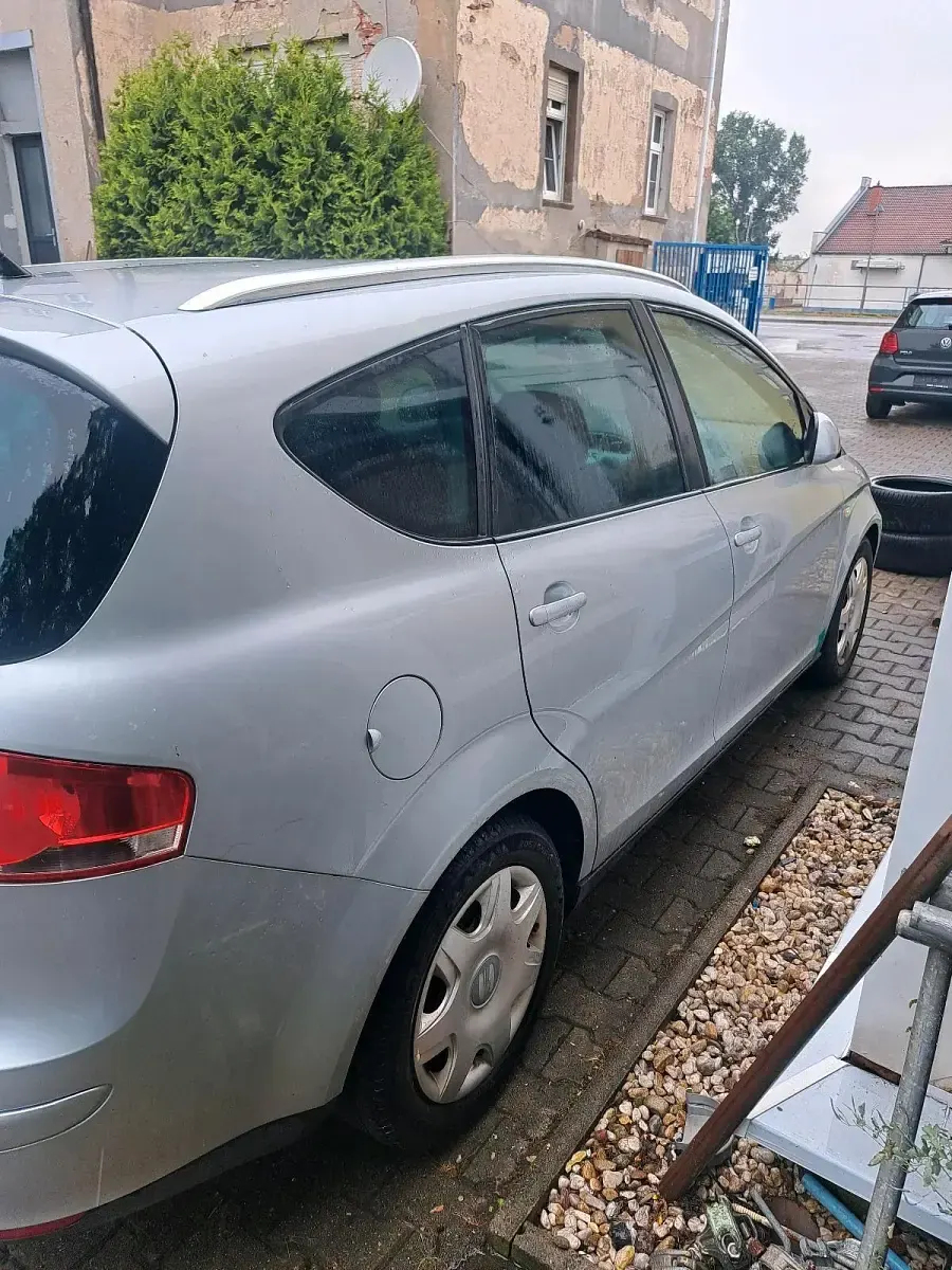 Gebraucht Seat Altea 102 PS (75 kW) 2006 Silber Van / Kleinbus