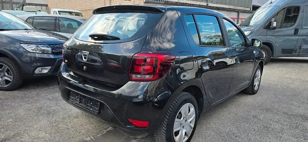 Gebraucht Dacia Sandero Lauréate 73 PS (53 kW) 2018 Schwarz Limousine
