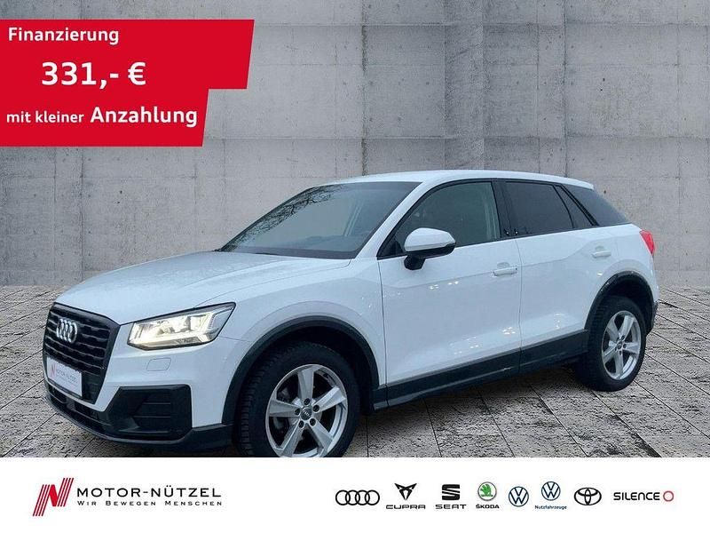 Weiß Gebraucht 2020 Audi Q2 Sport SUV | 18.730 € (Fairer Preis) - Bild 1/4