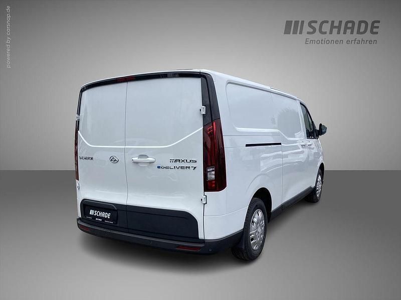 Gebraucht Maxus V70 204 PS (150 kW) 2024 Weiß Van