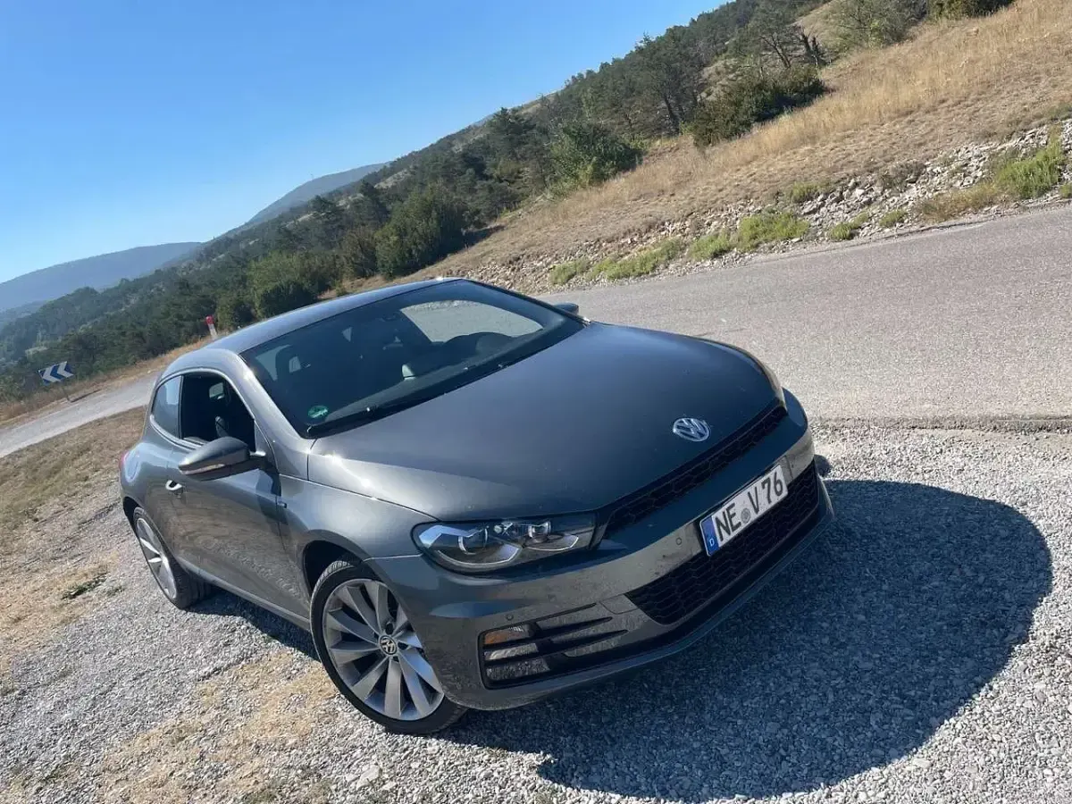 Gebraucht VW Scirocco Allstar 184 PS (135 kW) 2016 Grau Coupé