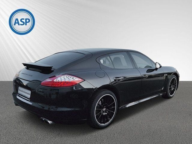 Gebraucht Porsche Panamera 299 PS (219 kW) 2012 Schwarz metallic Limousine