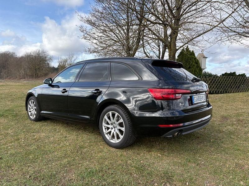 Gebraucht Audi A4 Ambiente 150 PS (110 kW) 2016 Schwarz Kombi