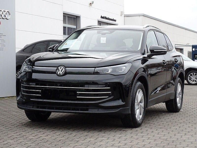 Schwarz Neu 2025 VW Tiguan Elegance SUV | 55.129 € (Teuer) - Bild 1/4