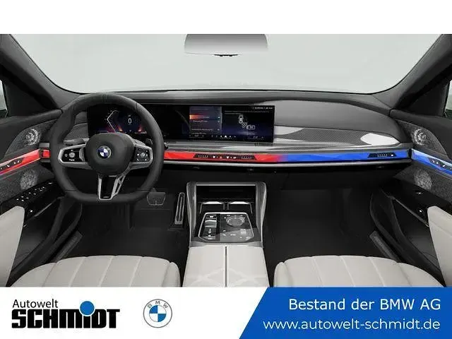 Gebraucht BMW 740 Comfort Edition 299 PS (219 kW) 2025 (sonderfarbe)  sonstige Limousine