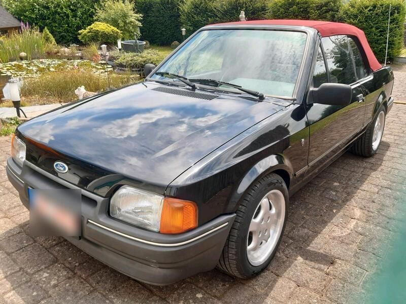 Schwarz Gebraucht 1986 Ford Escort Cabriolet Cabrio | 3.350 € - Bild 1/2