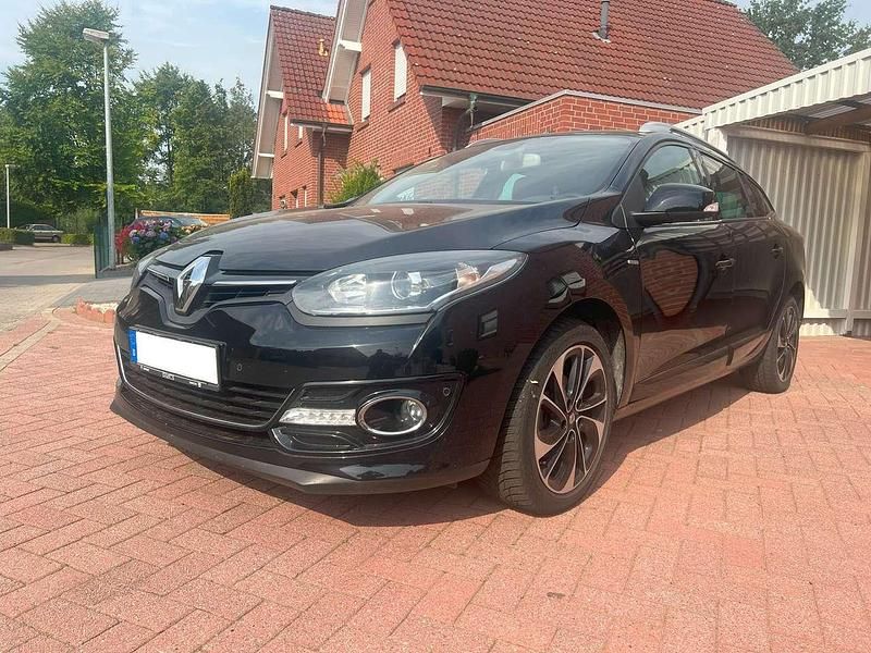 Schwarz Gebraucht 2016 Renault Mégane GrandTour Bose Edition Kombi | 9.800 € (Fairer Preis) - Bild 1/4