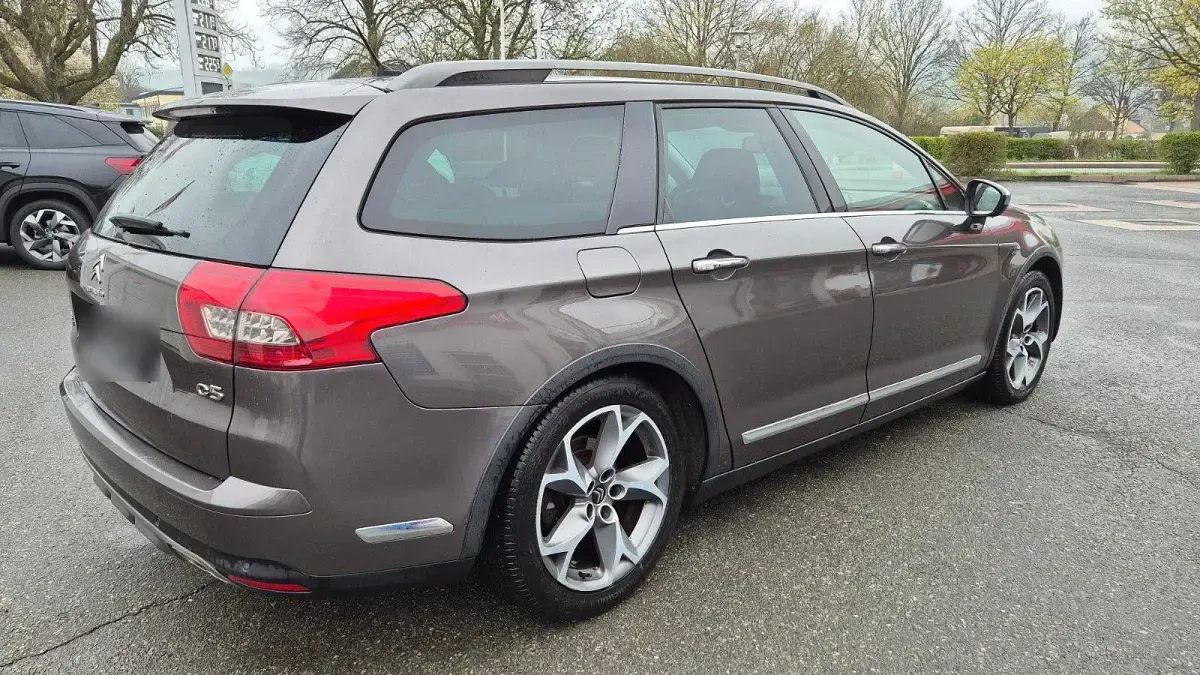 Gebraucht Citroën C5 181 PS (133 kW) 2015 Braun Kombi