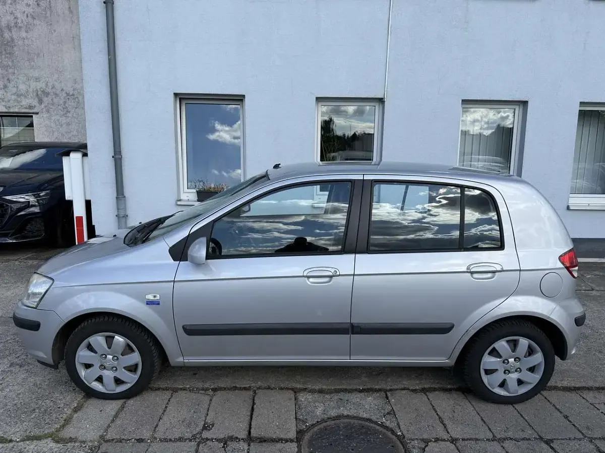 Gebraucht Hyundai Getz Basis 63 PS (46 kW) 2003 Starsilber iii m2 Kleinwagen