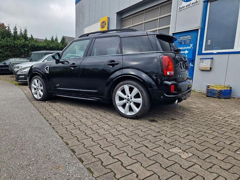 Gebraucht Mini Cooper S 192 PS (141 kW) 2018 Midnight black metallic Kleinwagen