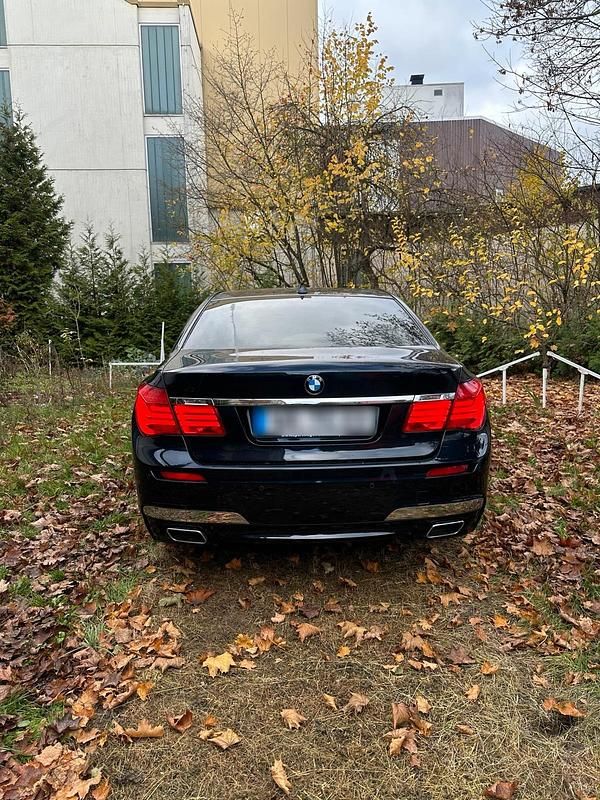 Usata BMW 740 306 CV (225 kW) 2009 Nero Berlina