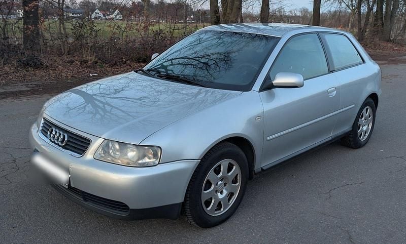 Gebraucht Audi A3 102 PS (75 kW) 2001 Silber Kleinwagen