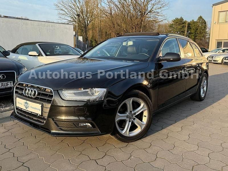 Second-hand Audi A4 Attraction 224 CP (164 kW) 2013 Negru Break