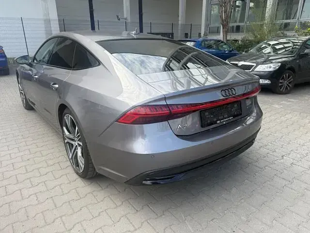 Gebraucht Audi A7 Sportback Basis 231 PS (169 kW) 2018 Grau Kleinwagen