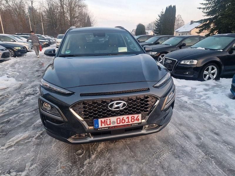 Grau Gebraucht 2019 Hyundai Kona Premium SUV | 17.899 € (Fairer Preis) - Bild 1/4