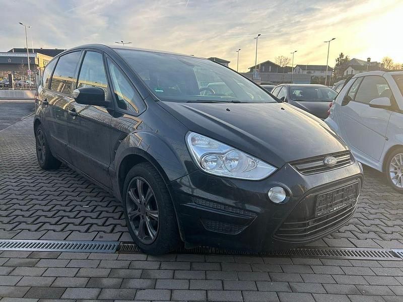 Schwarz Gebraucht 2011 Ford S-MAX S Van / Kleinbus | 3.350 € (Superpreis) - Bild 1/4
