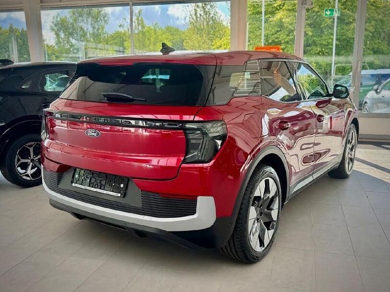 Gebraucht Ford Explorer Premium 210 kW (286 PS) 2024 Rot SUV