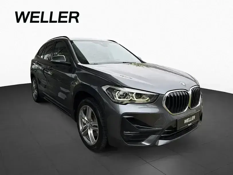 Gebraucht BMW X1 Comfort Edition 192 PS (141 kW) 2022 Mineralgrau (grau) SUV