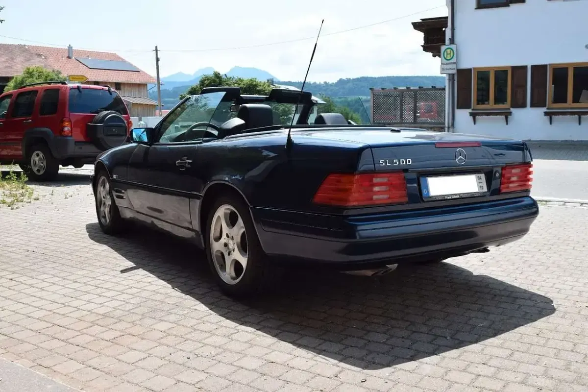 Gebraucht Mercedes SL500 306 PS (225 kW) 1998 Blau Cabrio