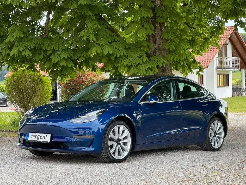 Usata Tesla Model 3 Long Range AWD 366 kW (498 CV) 2019 Blu Berlina