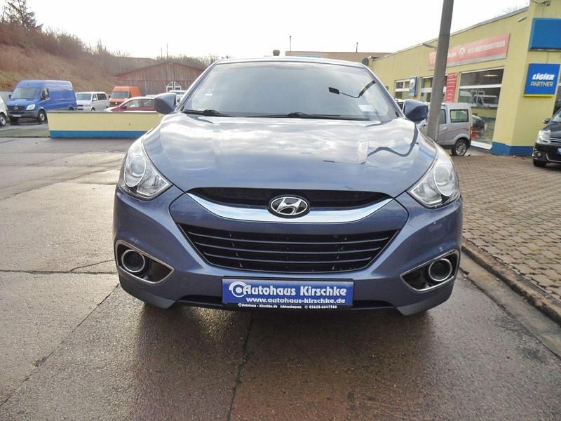 Gebraucht Hyundai ix35 Edition 116 PS (85 kW) 2013 Blueberry / met (metallic) SUV