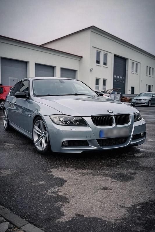 Gebraucht BMW 330 231 PS (169 kW) 2006 Blau Limousine