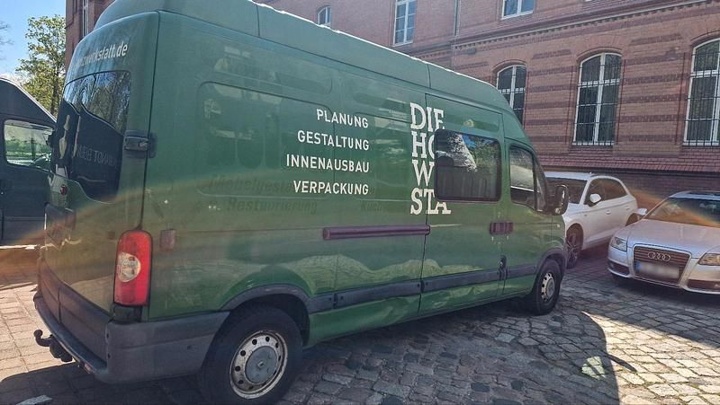 Second-hand Renault Master 120 CP (88 kW) 2007 Verde Monovolum