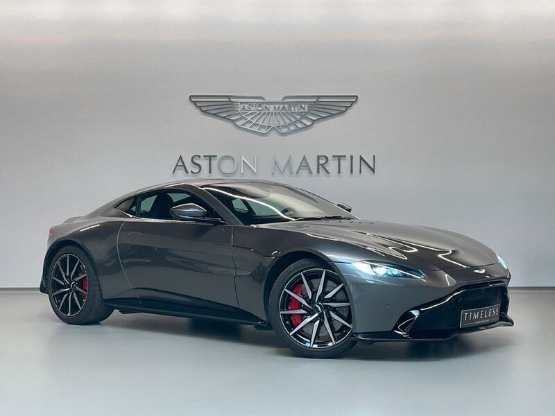 Silber Gebraucht 2019 Aston Martin V8 Vantage Coupé | 129.900 € (Teuer) - Bild 1/4