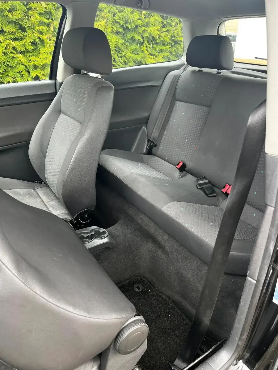 Gebraucht VW Polo 64 PS (47 kW) 2003 Schwarz Kleinwagen