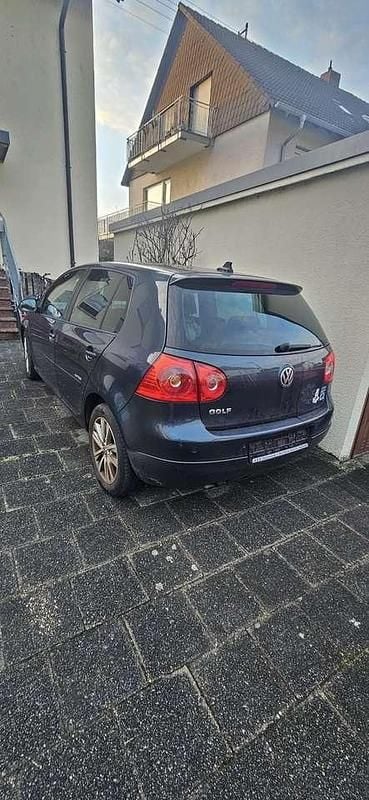 Gebraucht VW Golf V United 140 PS (102 kW) 2007 Blau Limousine