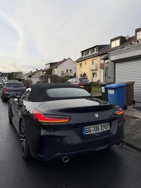 Gebraucht 2021 BMW Z4 Sport Line Cabrio | 39.000 € (Teuer) - Bild 1/4