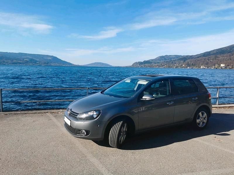 Andere farben Gebraucht 2010 VW Golf VI Team Kleinwagen | 5.500 € (Fairer Preis) - Bild 1/4