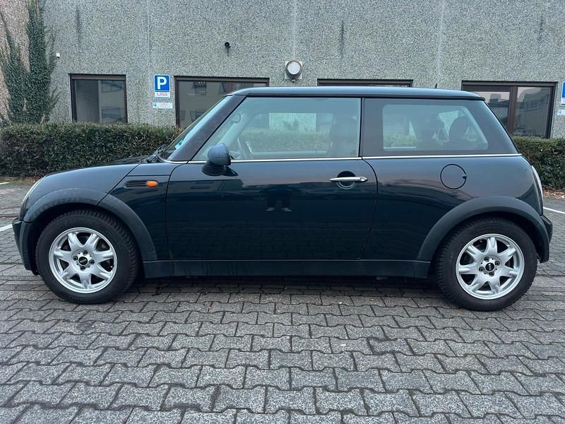 Gebraucht Mini ONE 90 PS (66 kW) 2006 Schwarz Kleinwagen