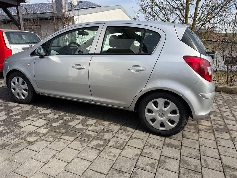 Gebraucht Opel Corsa Basis 80 PS (58 kW) 2009 Kleinwagen